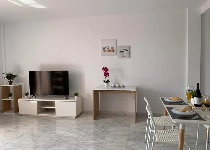 El Olivo House A * سان إيسيذرو